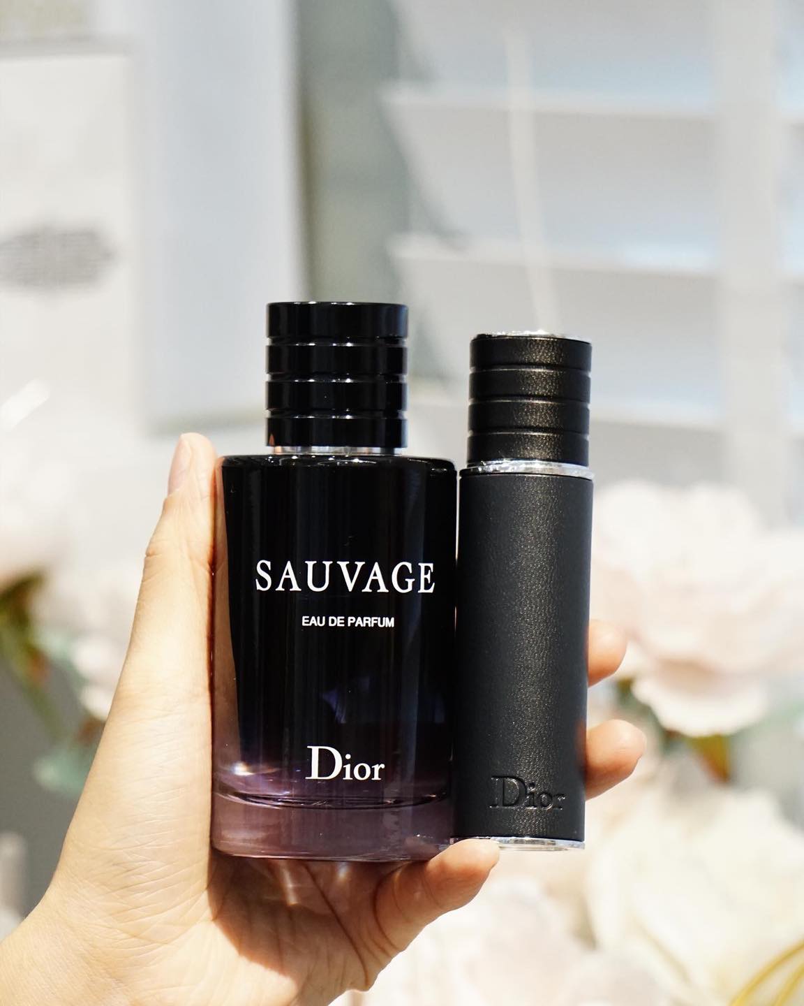 Mua Sauvage by Dior Eau de Parfum Spray 2 Fl Oz trên Amazon Mỹ chính hãng  2023  Fado